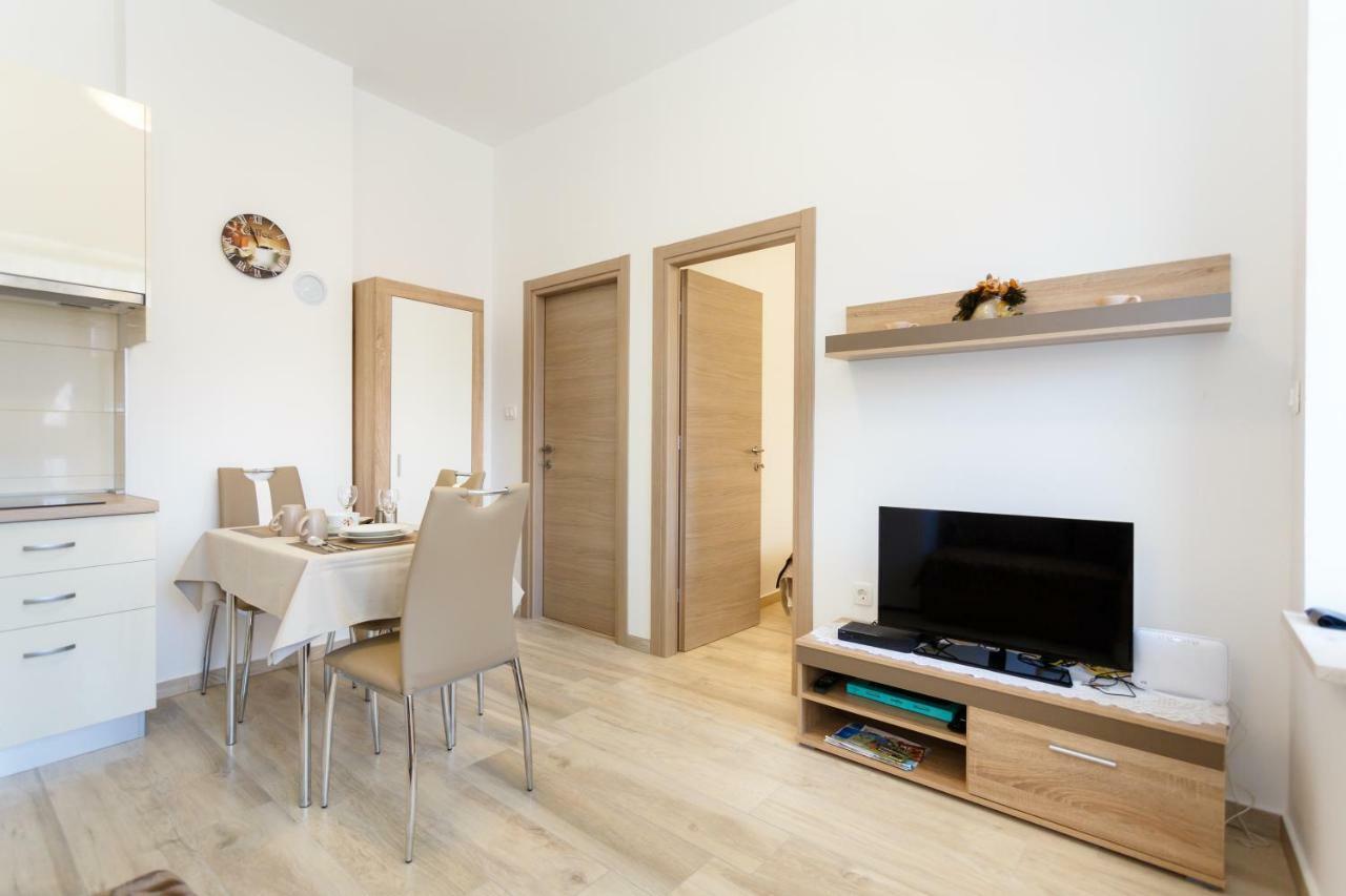 Apartment Rosemary 24 Krk Town Εξωτερικό φωτογραφία