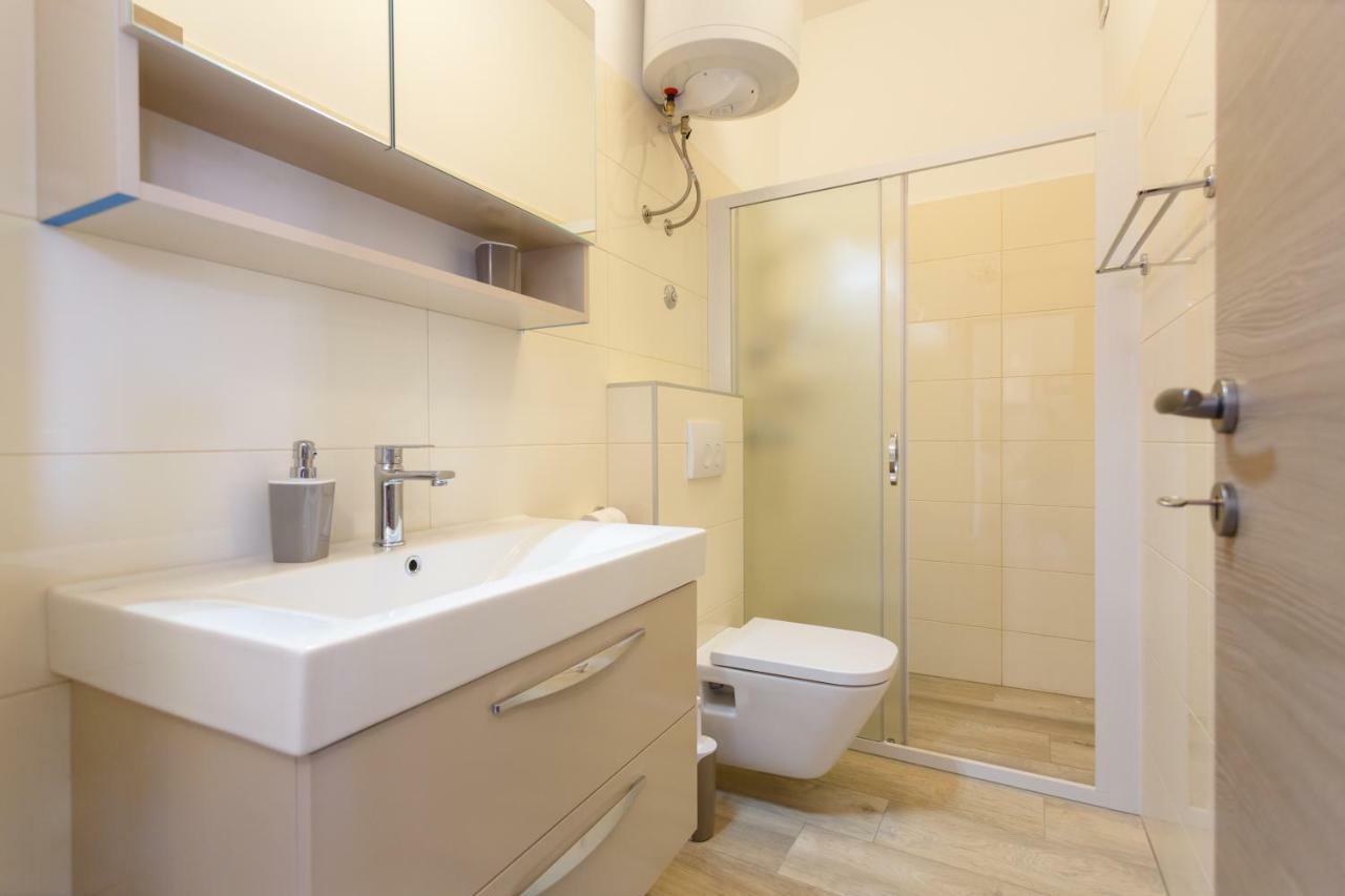 Apartment Rosemary 24 Krk Town Εξωτερικό φωτογραφία